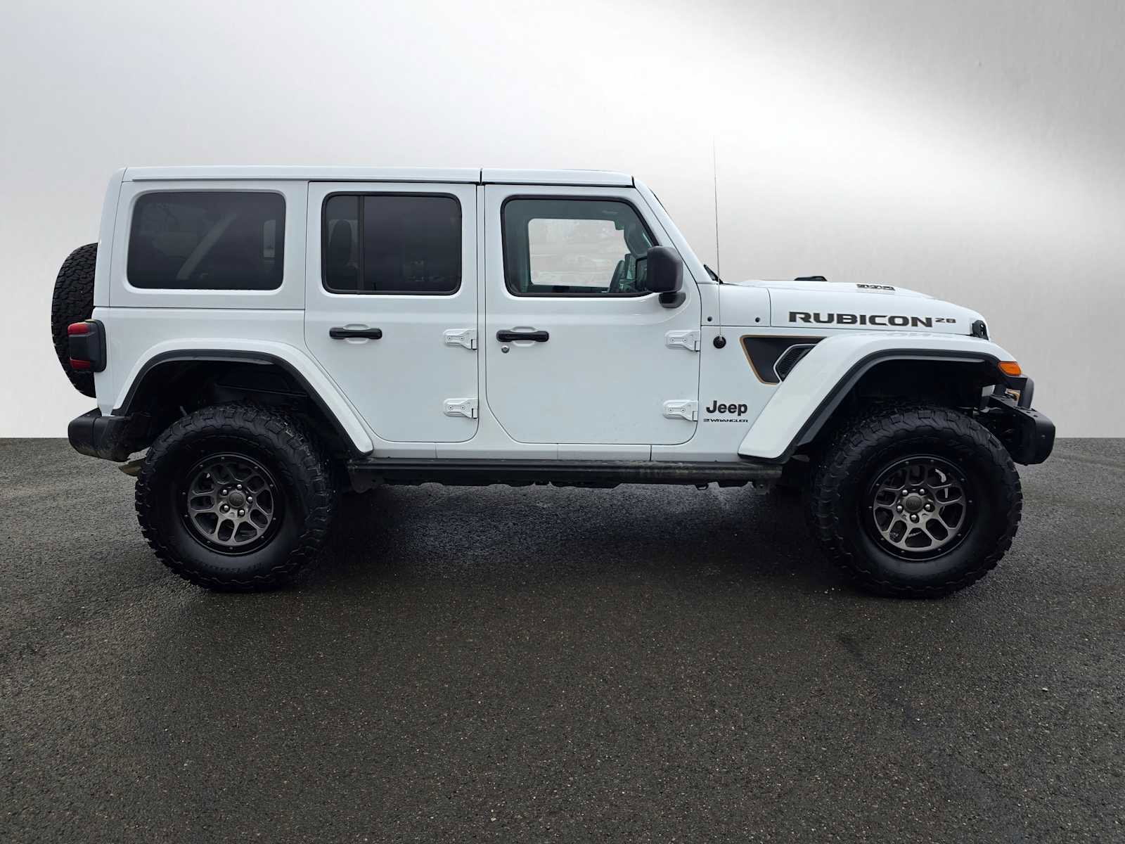 Used 2023 Jeep Wrangler Unlimited Rubicon 392 AWD/4WD image 2