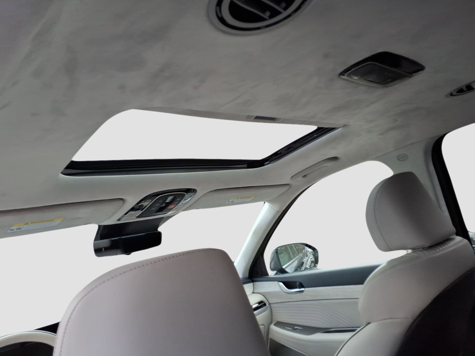 Used 2023 Hyundai Palisade Calligraphy w/ Cargo Package image 16