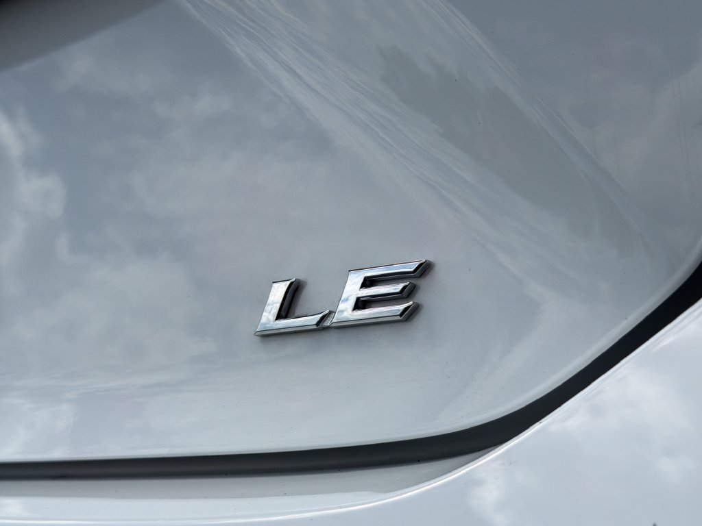Used 2026 Toyota Camry LE FWD image 17