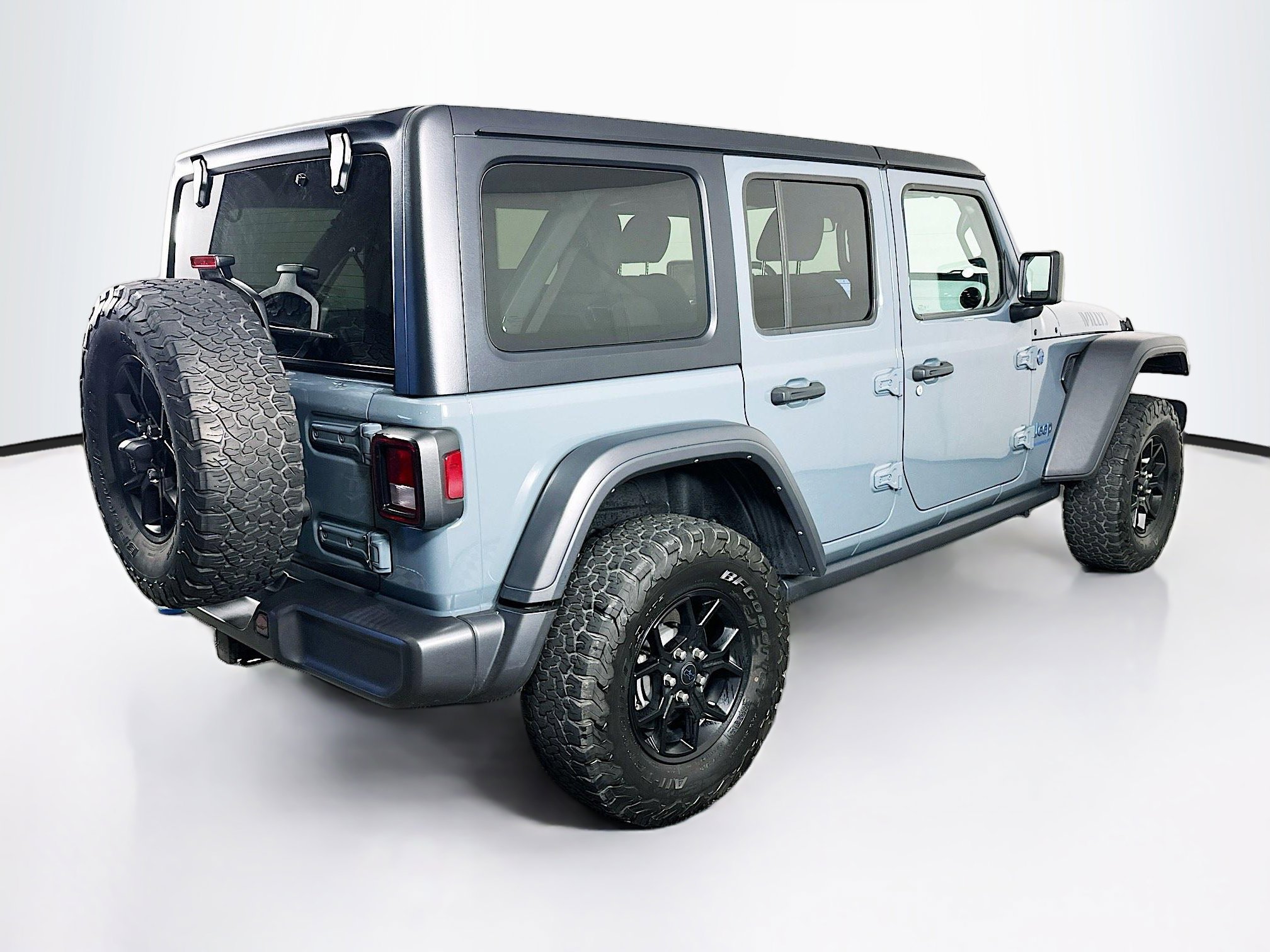 Used 2024 Jeep Wrangler Unlimited AWD/4WD image 9