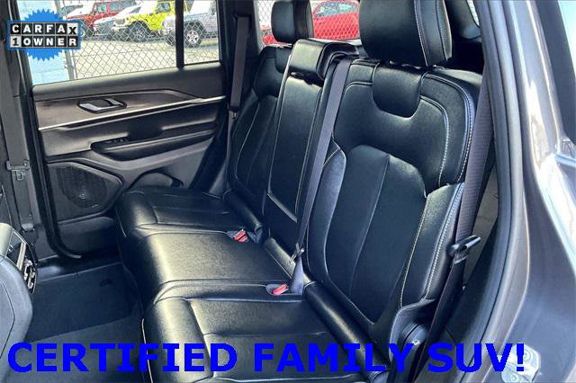 Certified 2025 Jeep Grand Cherokee Limited w/ Trailer Tow Package image 25