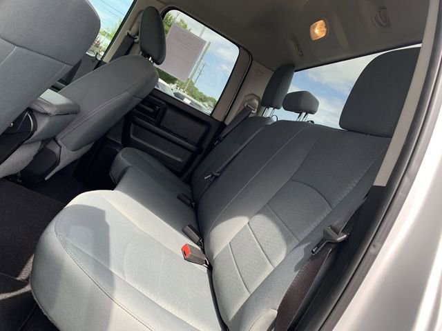 Used 2018 RAM 1500 Express RWD image 10