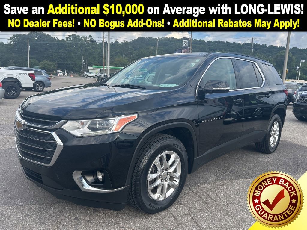 Used 2020 Chevrolet Traverse LT image 1