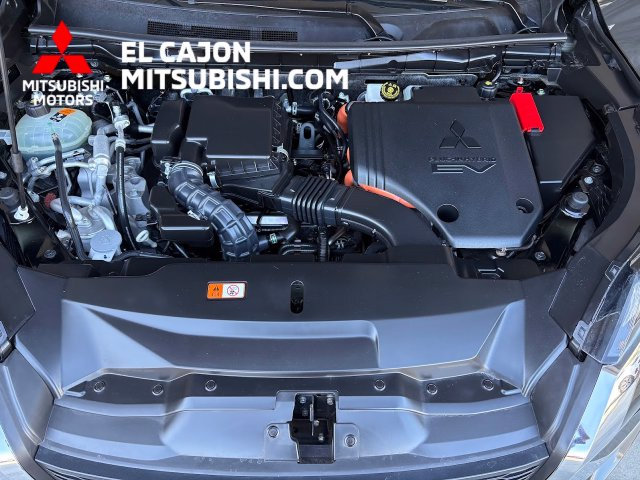 Used 2025 Mitsubishi Outlander SEL AWD/4WD image 13