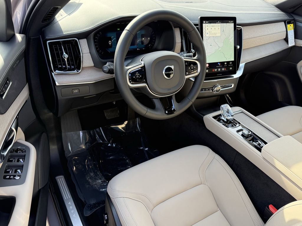 New 2026 Volvo XC90 B6 Plus w/ Protection Package Premier image 15