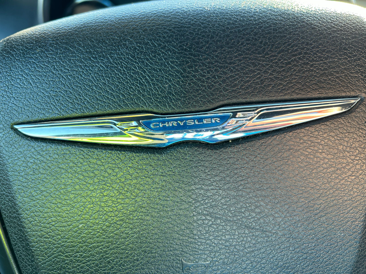 Used 2014 Chrysler 200 LX image 20