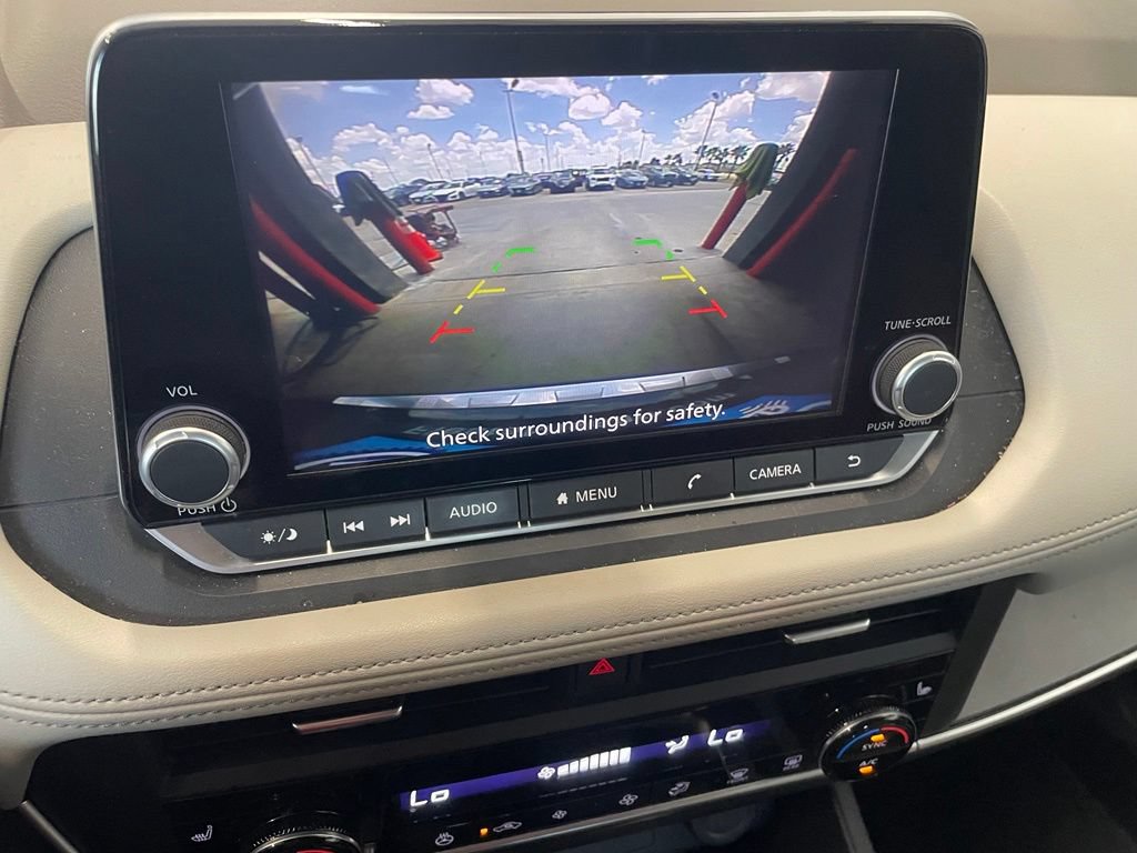 Certified 2023 Nissan Rogue SV w/ SV Premium B Package FWD image 8