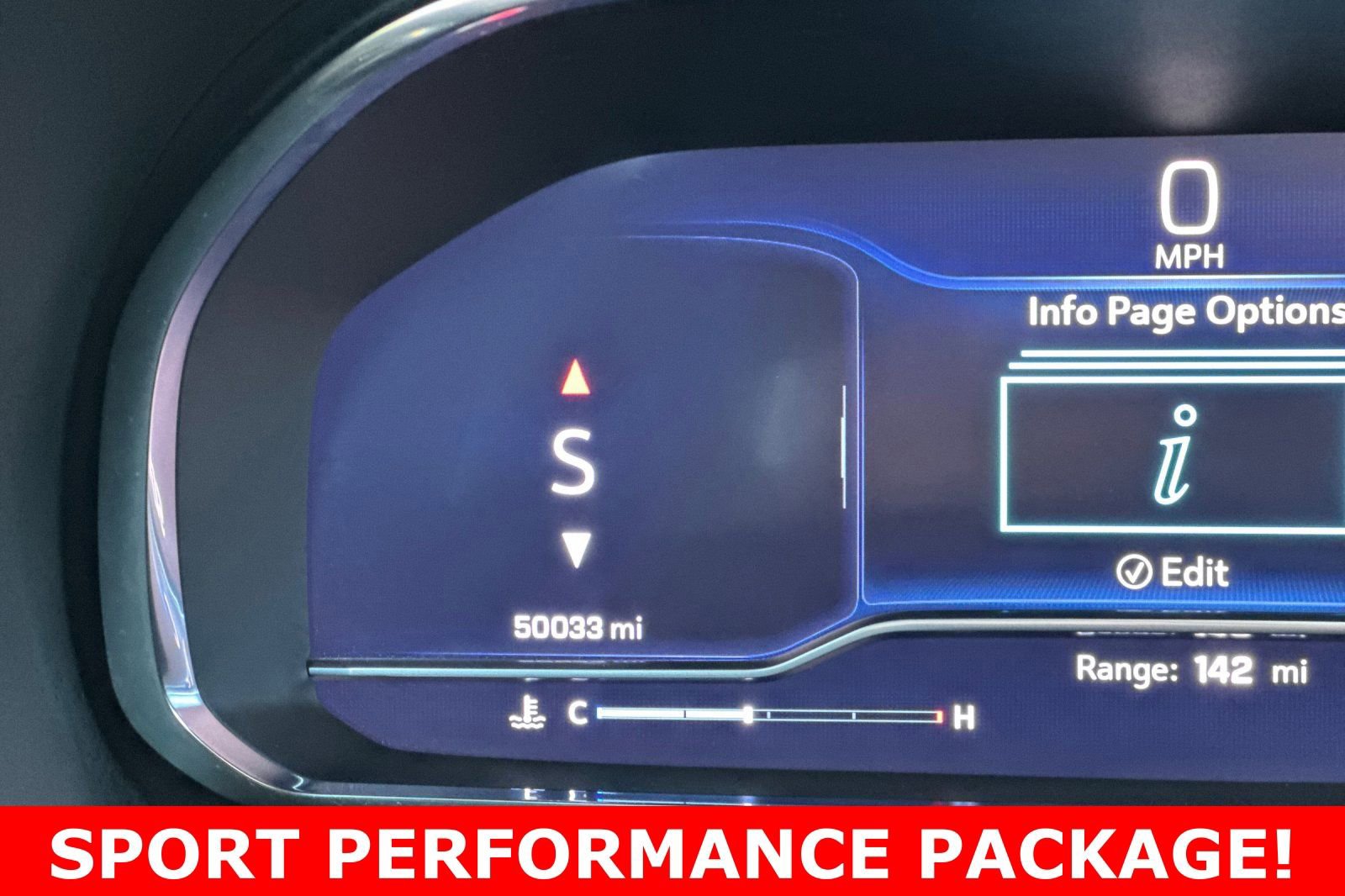 Used 2022 Chevrolet Tahoe RST w/ Sport Performance Package image 26