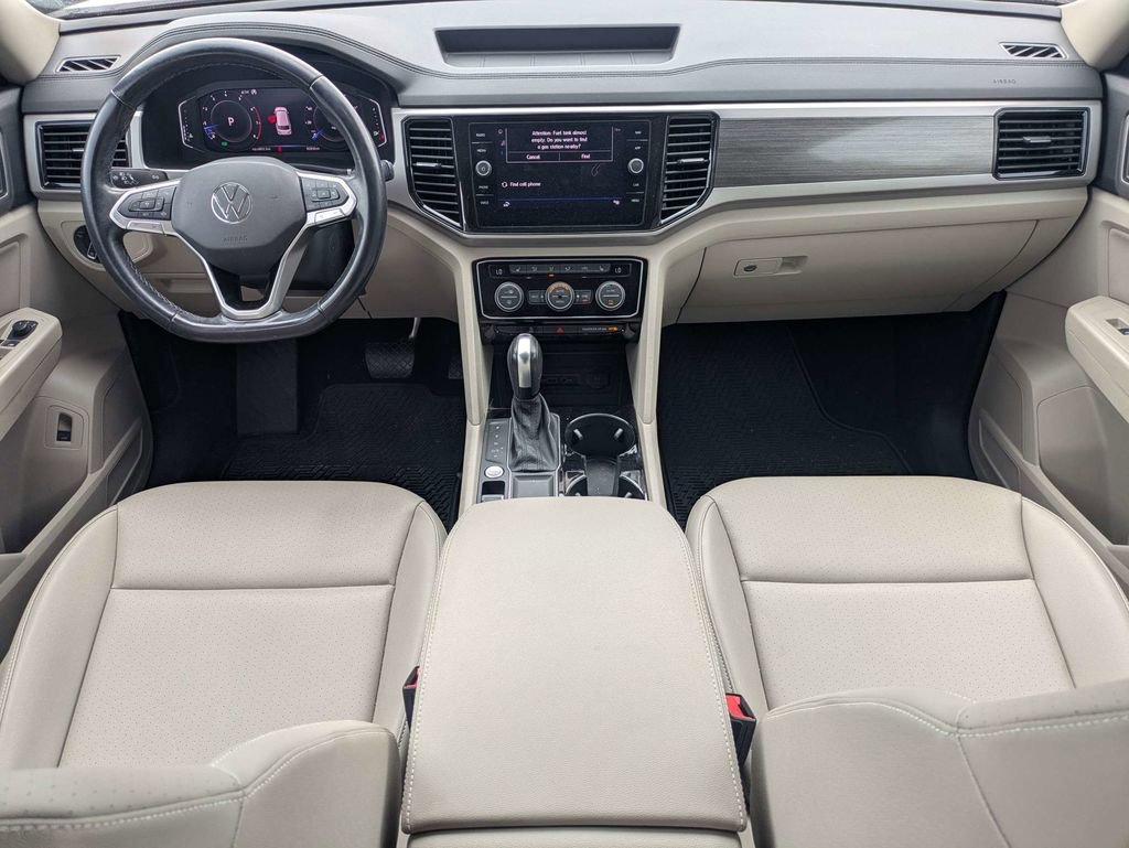 Used 2021 Volkswagen Atlas SEL FWD image 2