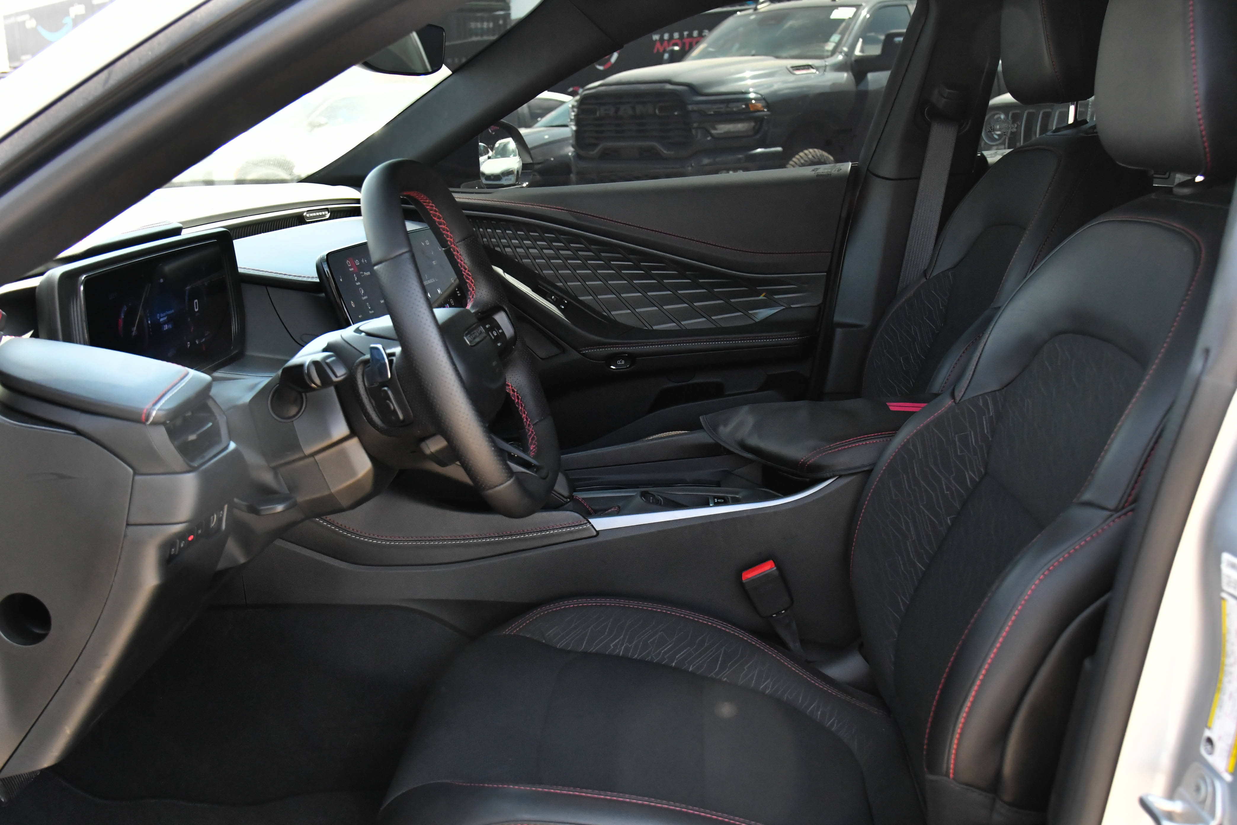 Used 2026 Dodge Charger Scat Pack w/ Blacktop Package AWD/4WD image 18