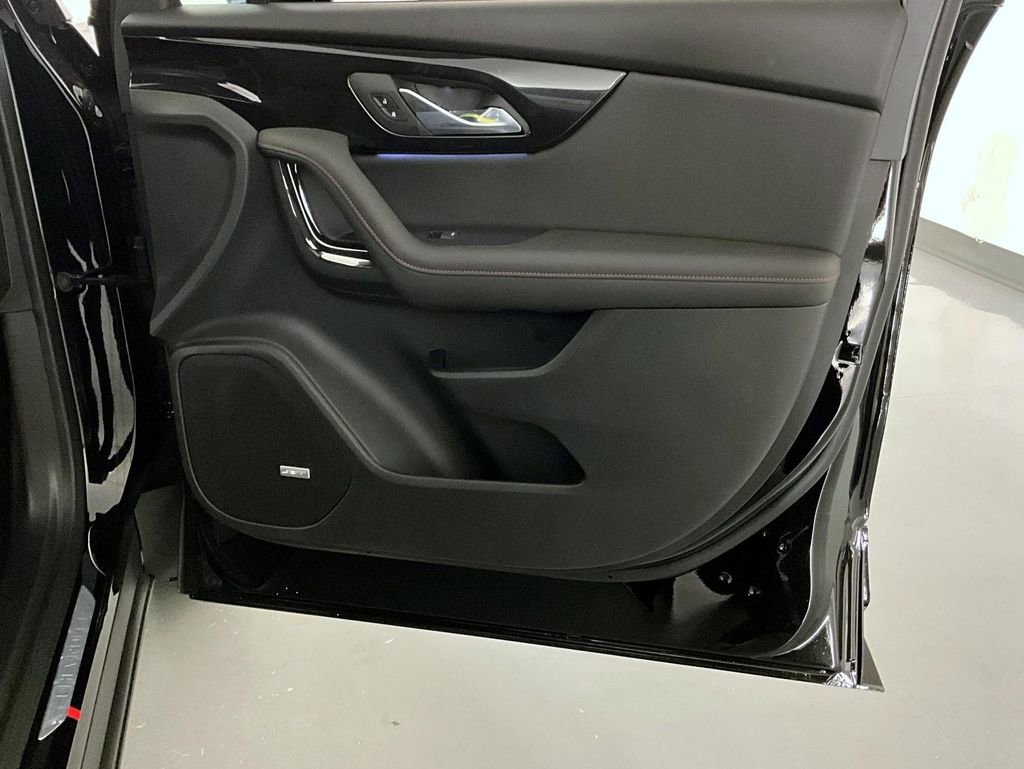 New 2026 Chevrolet Blazer RS w/ Driver Confidence II Package AWD/4WD image 16