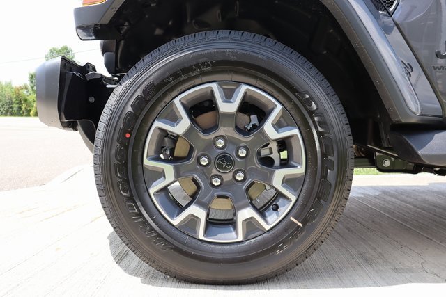 New 2025 Jeep Wrangler Sahara image 29