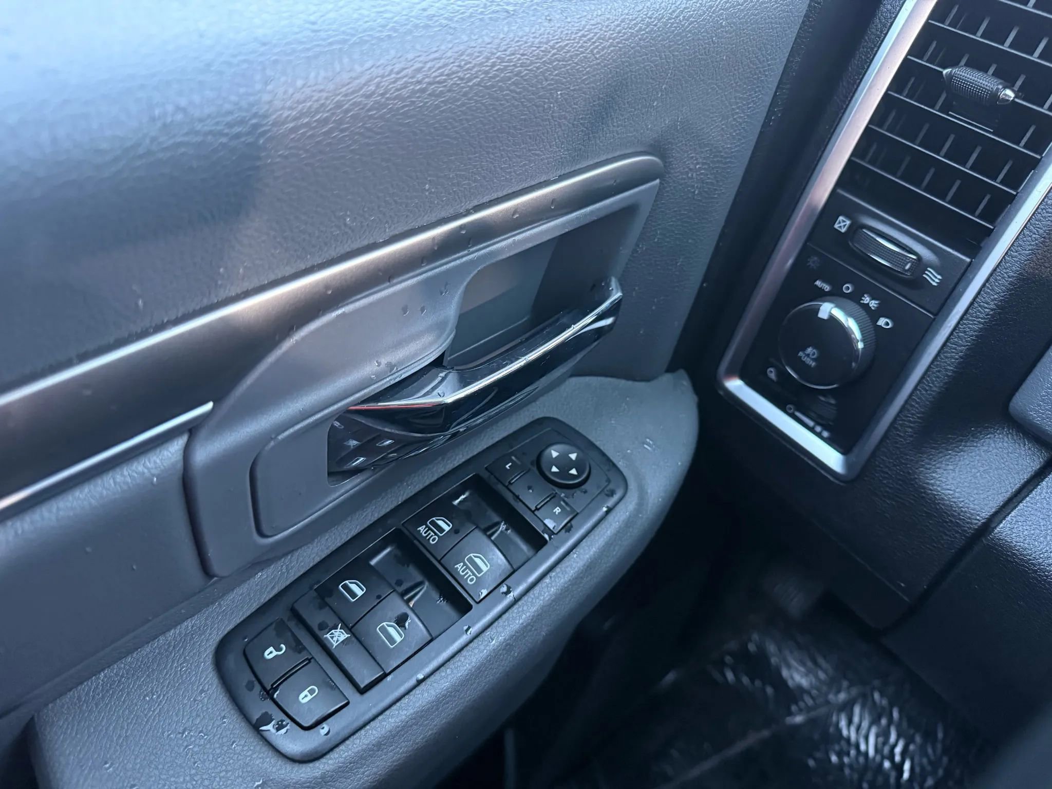 Used 2016 RAM 1500 Big Horn image 43