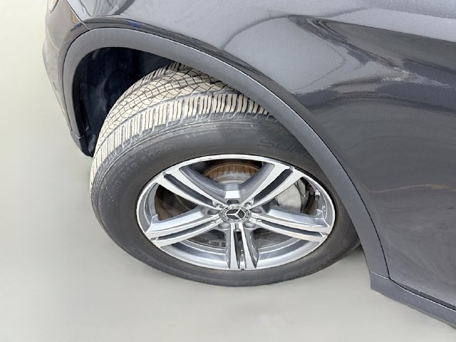 Used 2021 Mercedes-Benz GLC 300 image 38