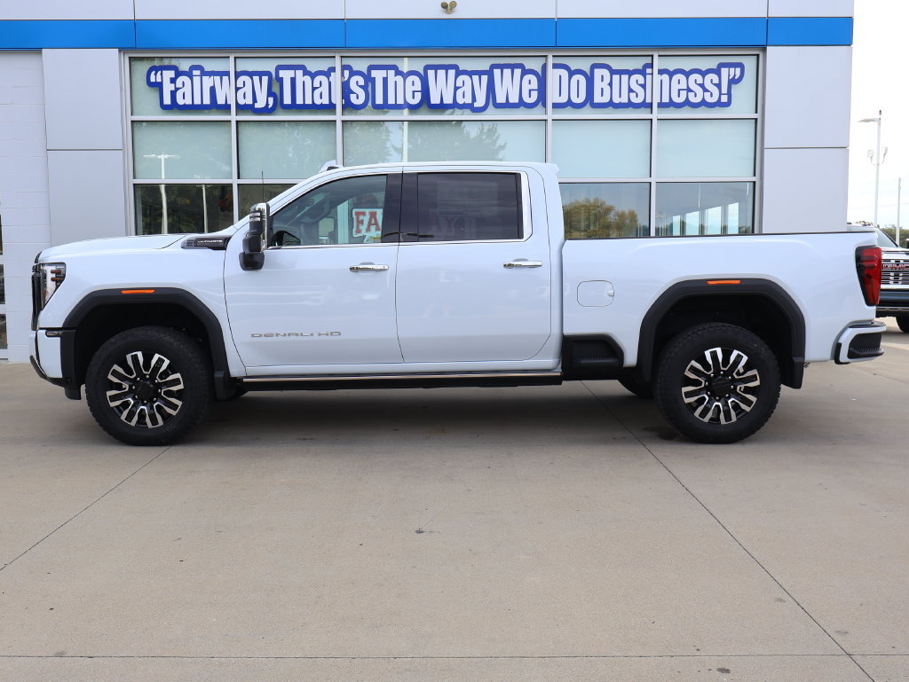 New 2026 GMC Sierra 2500 Denali Ultimate AWD/4WD image 7