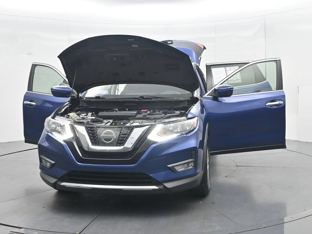 Used 2017 Nissan Rogue SV FWD image 50