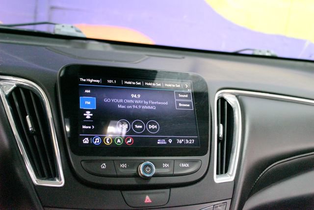 Used 2019 Chevrolet Malibu Premier FWD image 17