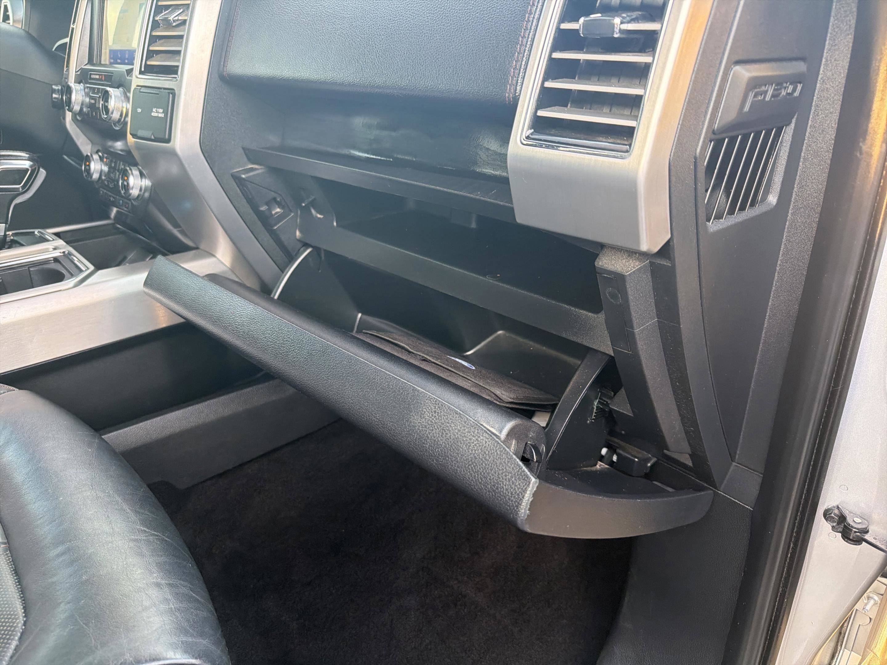 Used 2019 Ford F150 Platinum AWD/4WD image 27