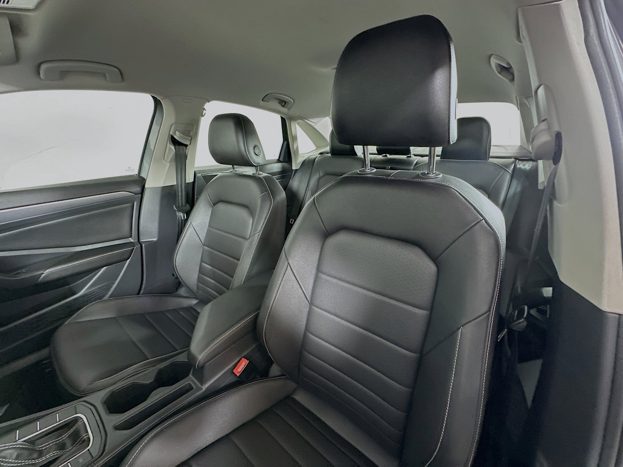 Used 2024 Volkswagen Jetta SE image 19