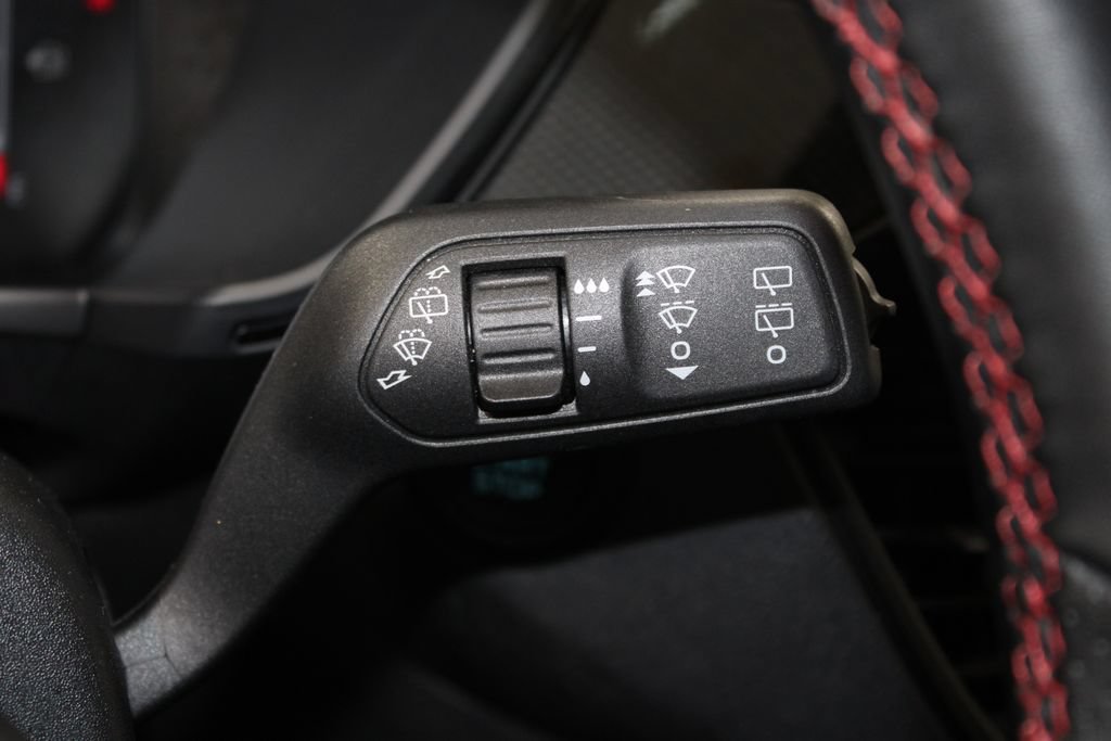Used 2025 Ford Escape ST-Line AWD/4WD image 38