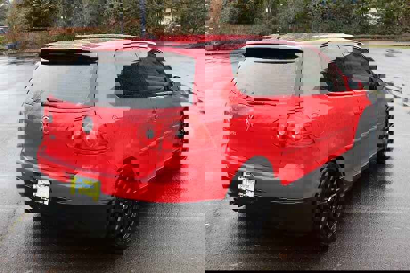 Used 2009 Volkswagen GTI 2-Door image 4