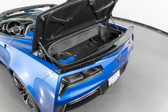 Used 2015 Chevrolet Corvette Z06 w/ 3LZ Preferred Equipment Group image 27