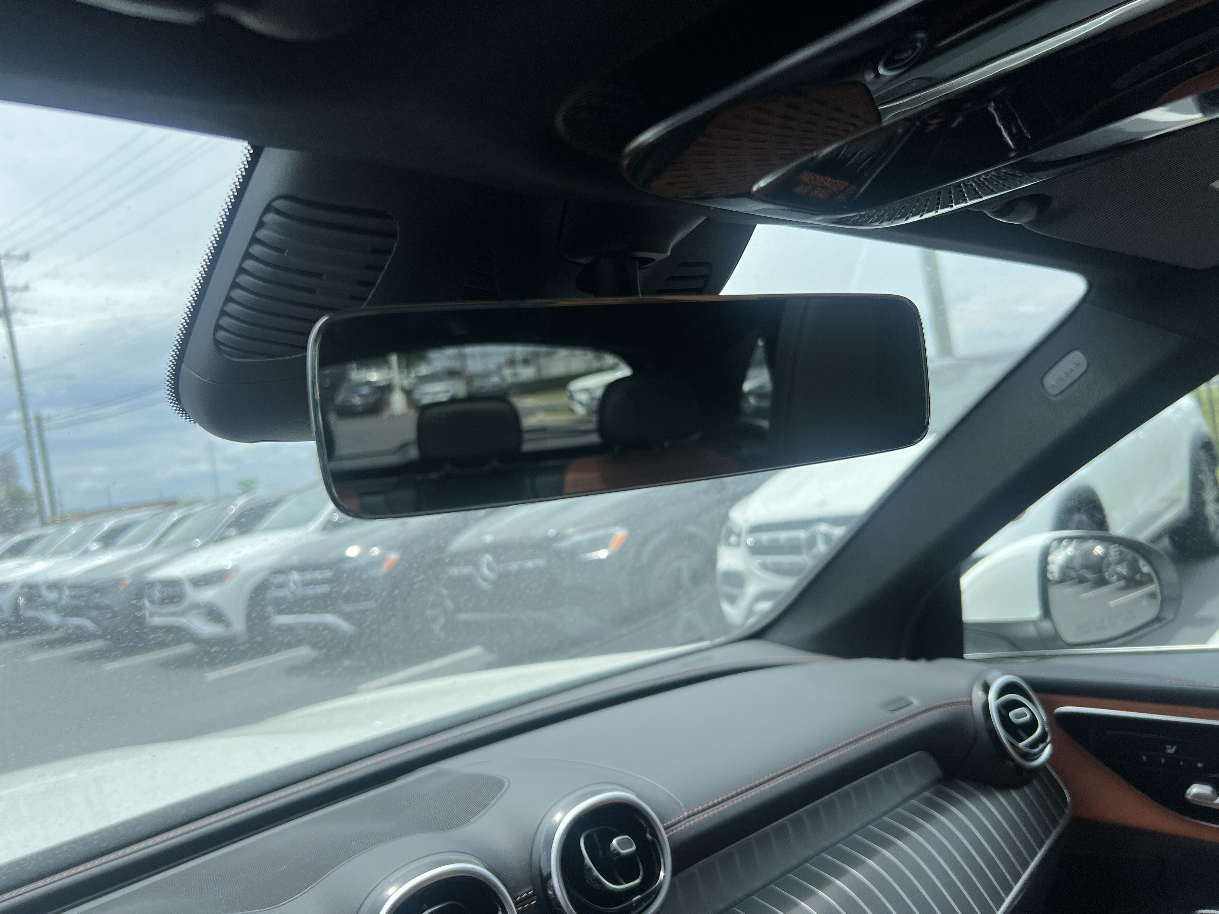 Certified 2025 Mercedes-Benz GLC 300 4MATIC image 28