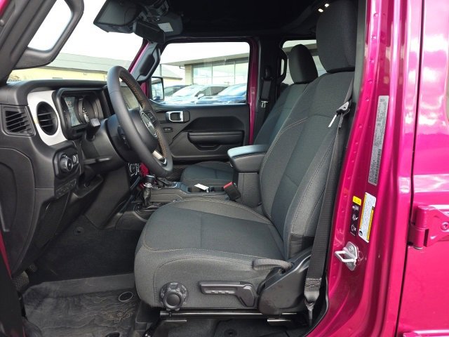 Used 2024 Jeep Wrangler Sport S image 11