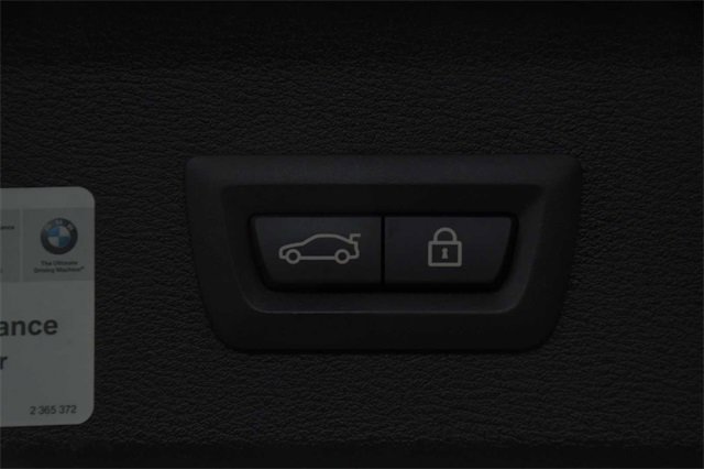 Used 2017 BMW X1 xDrive28i image 9