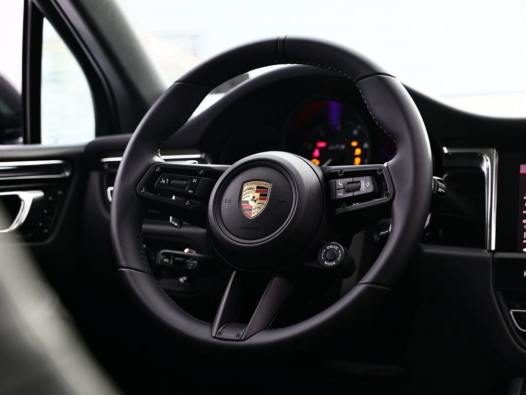 New 2026 Porsche Macan GTS AWD/4WD image 30