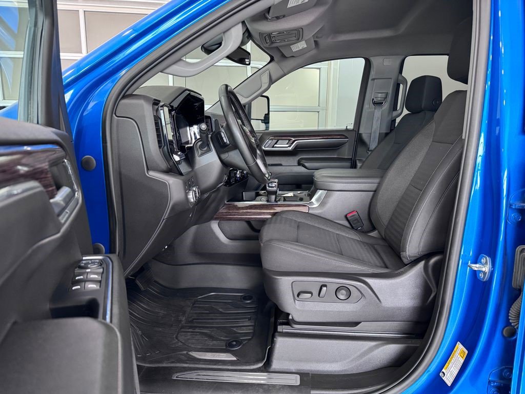 Certified 2023 GMC Sierra 1500 Elevation w/ Max Trailering Package AWD/4WD image 11