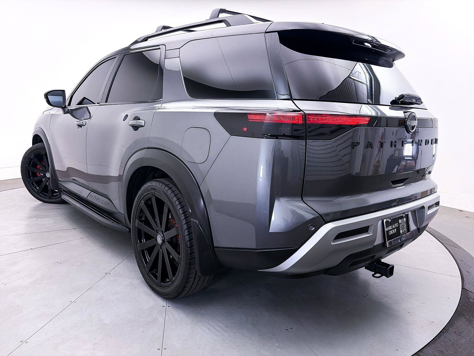 Used 2022 Nissan Pathfinder SL w/ SL Premium Package