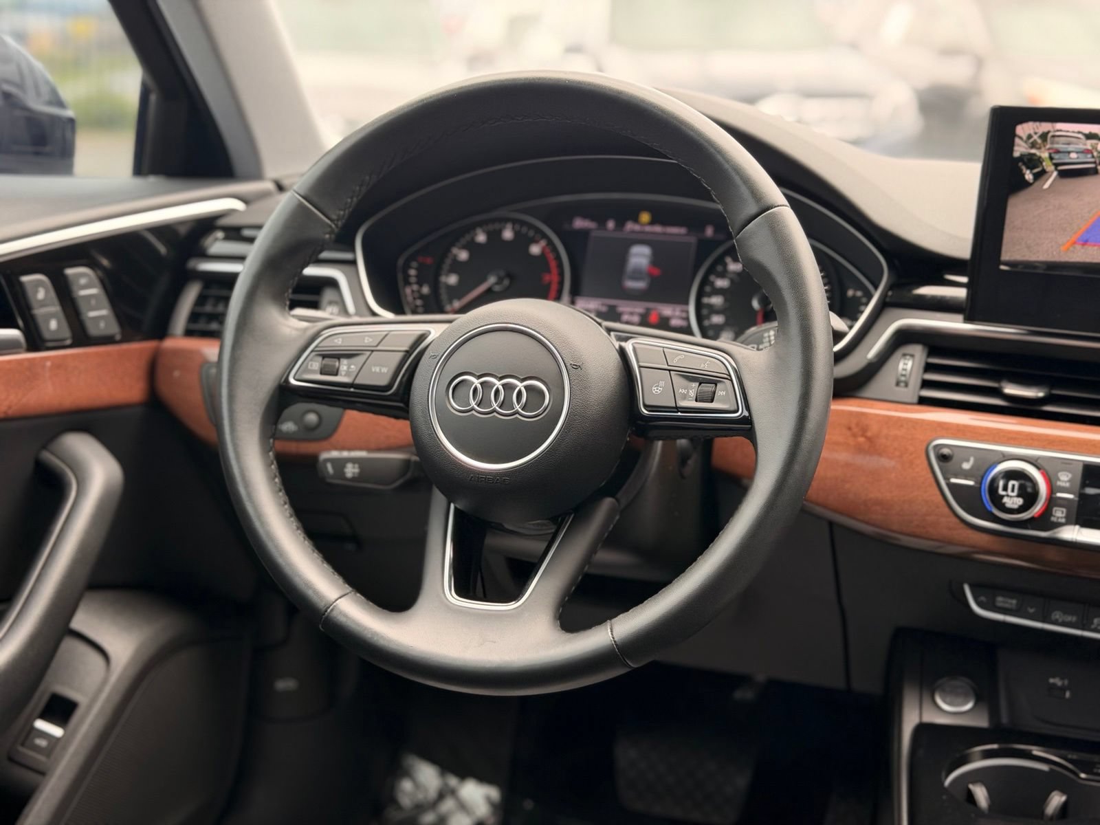 Used 2022 Audi A4 2.0T Premium w/ Convenience Package AWD/4WD image 35