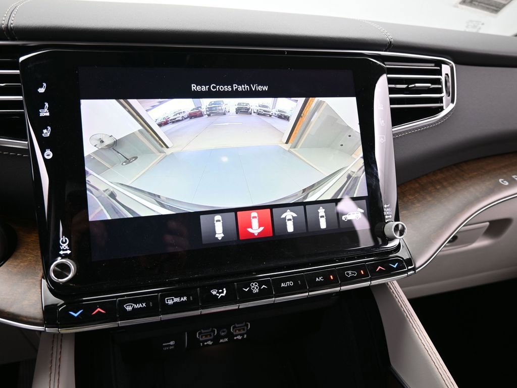 Used 2024 Jeep Grand Wagoneer L 4WD image 22