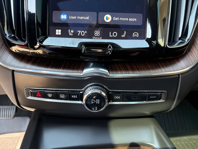 Used 2022 Volvo XC60 B5 Inscription w/ Advanced Package AWD/4WD image 30