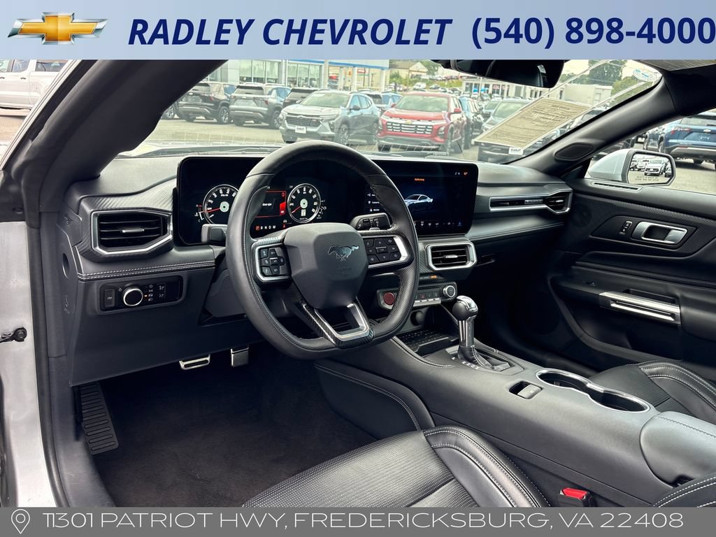 Used 2024 Ford Mustang GT Premium RWD image 4