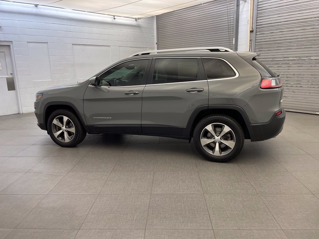 Used 2020 Jeep Cherokee Limited AWD/4WD image 5