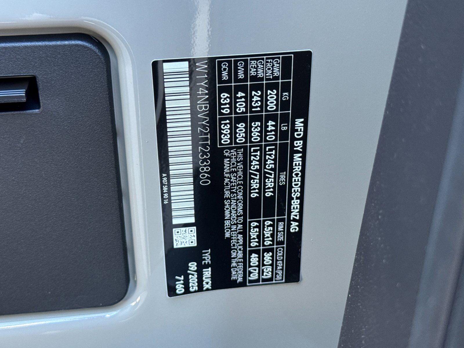 New 2026 Mercedes-Benz Sprinter 144 Cargo image 28