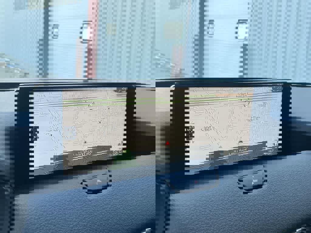 Certified 2025 MAZDA CX-90 Plug-In Hybrid w/Premium Sport image 29