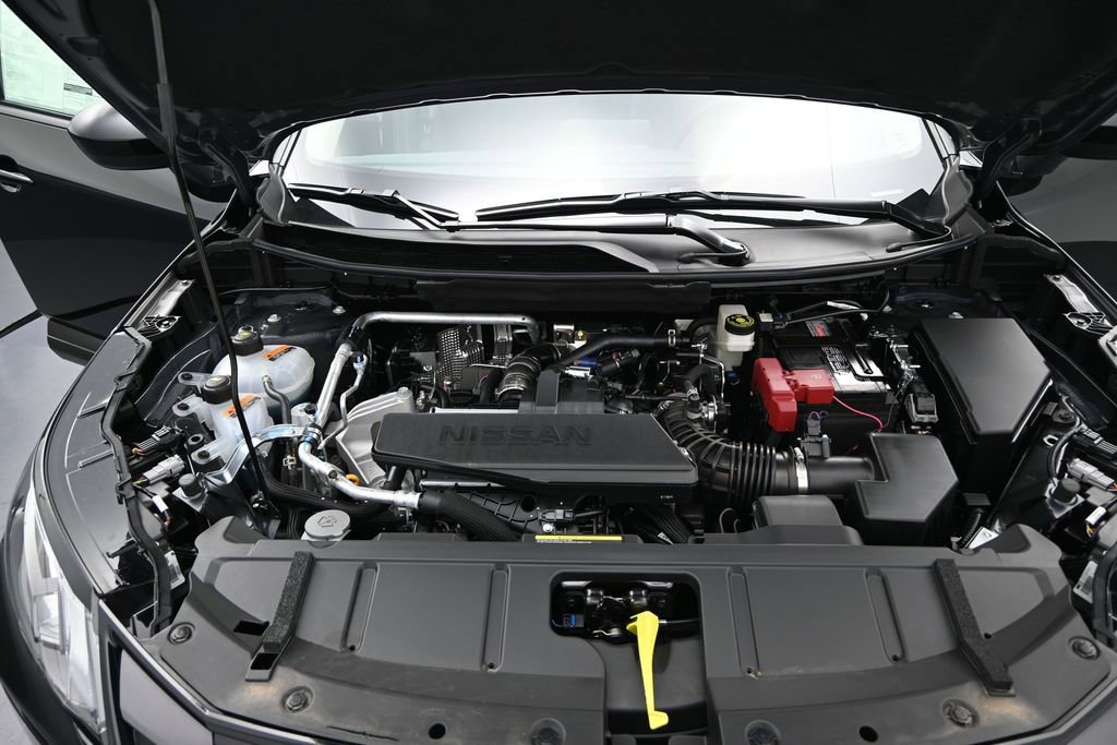 New 2026 Nissan Rogue SV FWD image 5