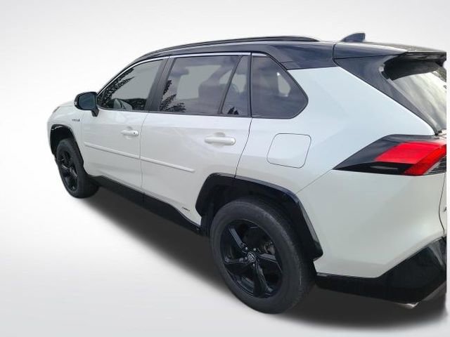 Used 2019 Toyota RAV4 XSE image 2