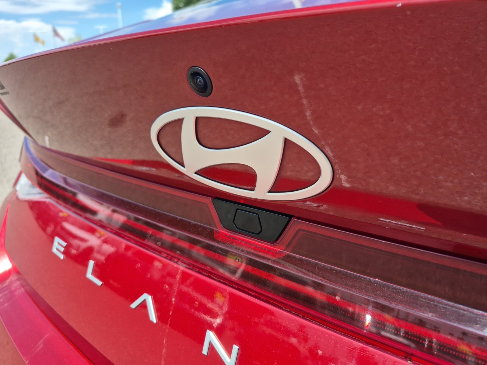 Used 2025 Hyundai Elantra SEL FWD image 22