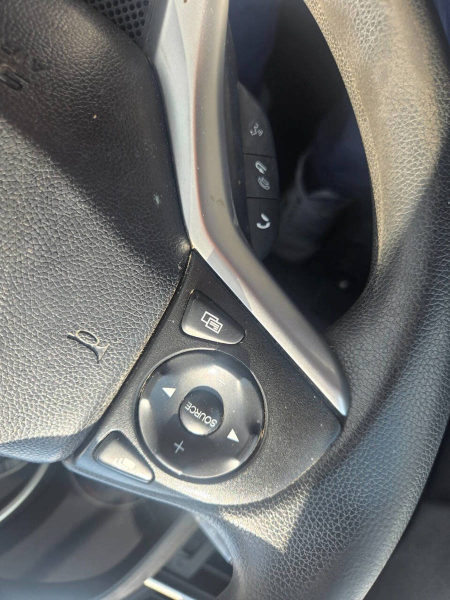 Used 2015 Honda Fit EX image 41