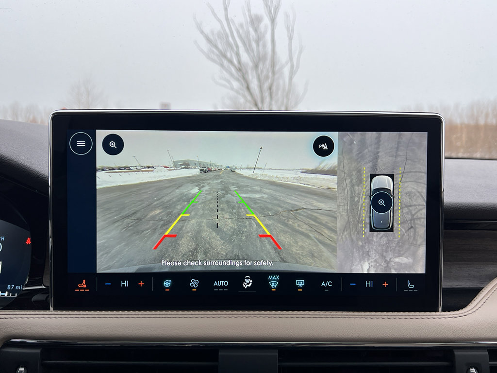 Used 2023 Lincoln Corsair Reserve w/ Equipment Group 202A image 28