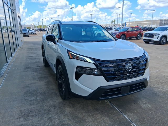 New 2026 Nissan Rogue Dark Armor FWD image 8