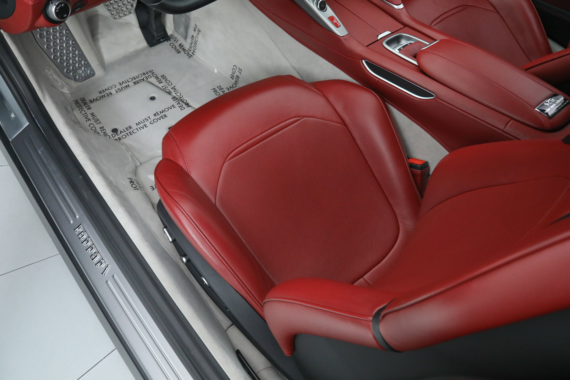 Certified 2018 Ferrari GTC4Lusso image 19