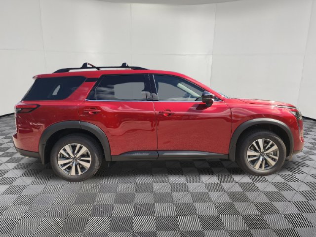 New 2026 Nissan Pathfinder SL FWD image 4