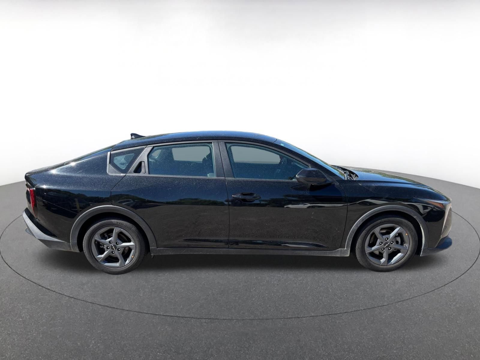 Used 2025 Kia K4 FWD image 8