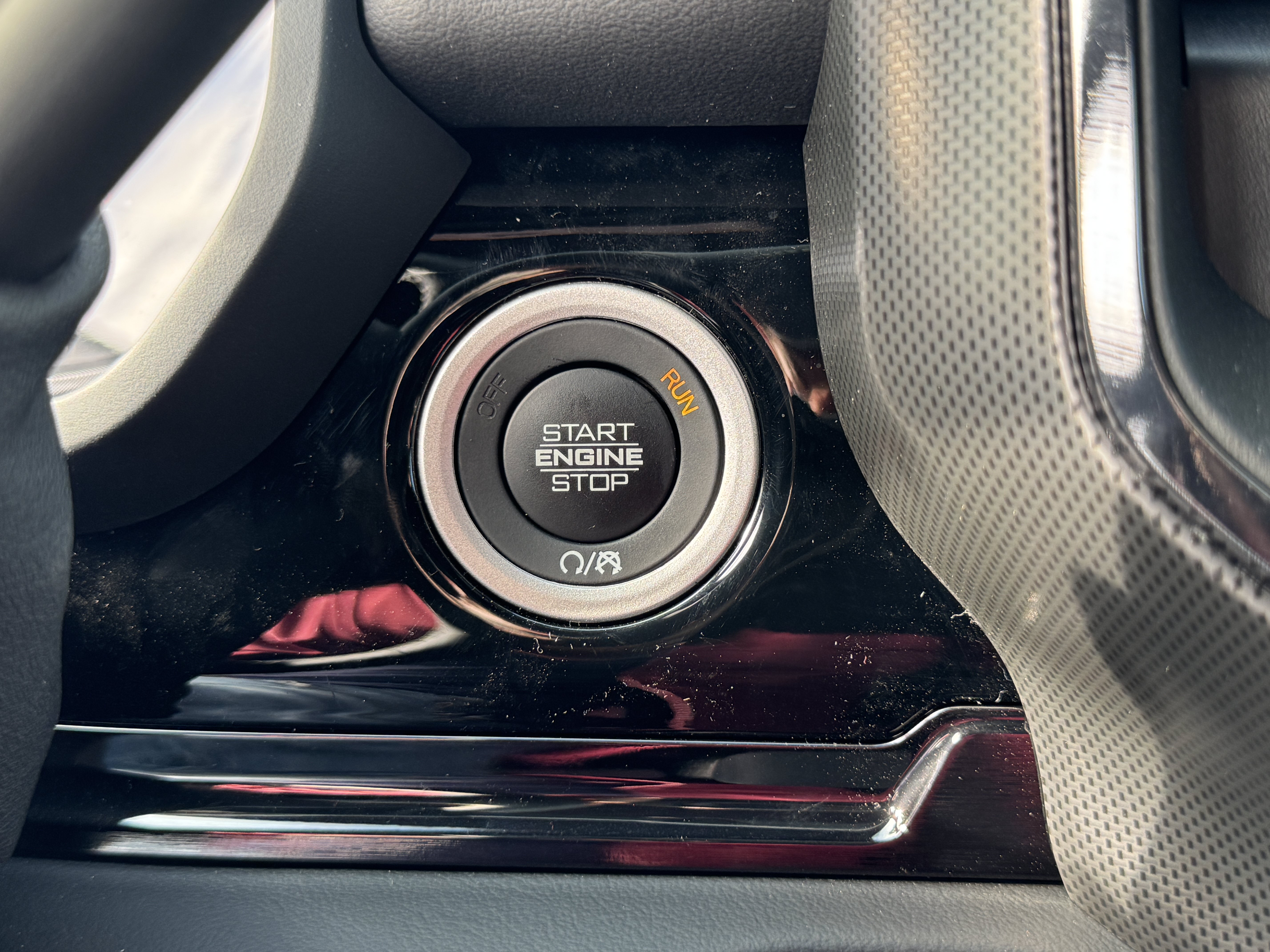 New 2026 RAM 3500 Limited AWD/4WD image 29