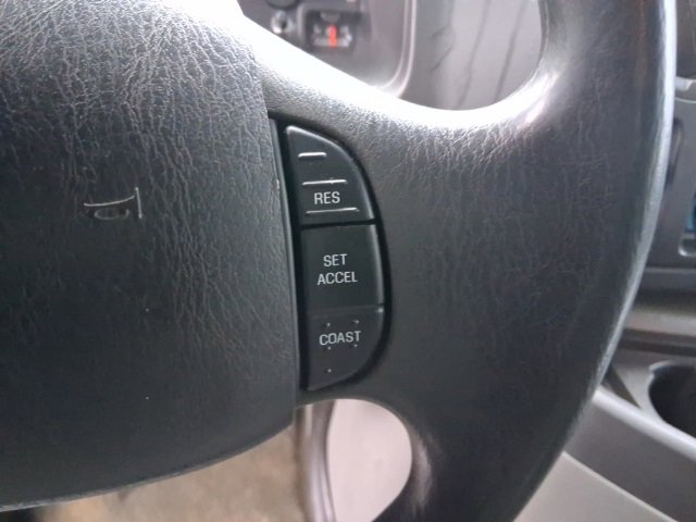 Used 2012 Ford E-350 and Econoline 350 XLT image 15